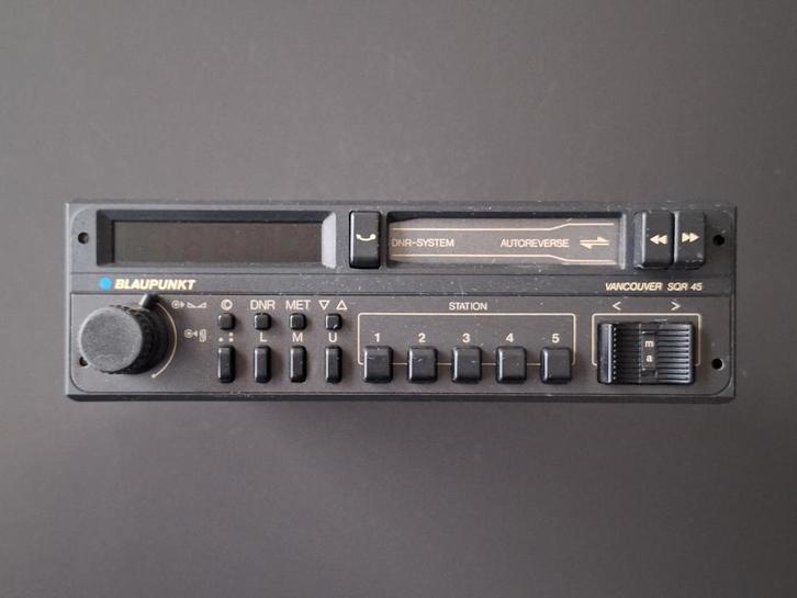 div. vintage Blaupunkt auto-radio youngtimer klassieker, Auto diversen, Autoradio's, Gebruikt, Ophalen of Verzenden