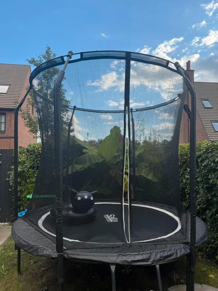 Salta premium black edition 305 cm voor maar 250 euro!, Kinderen en Baby's, Speelgoed | Buiten | Trampolines, Zo goed als nieuw