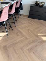 Roze velvet stoel met zwarte poten, Overige kleuren, Ophalen of Verzenden, Zo goed als nieuw, Vier