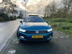 Volkswagen Passat 1.6 TDI 88KW BMT Variant DSG 2015 Blauw, Auto's, Volkswagen, Stof, Euro 6, 4 cilinders, Blauw
