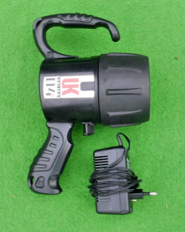 Duiklamp Duiklamp UK Sunlight D4K met lader, Watersport en Boten, Duiken, Gebruikt, Duiklamp, Ophalen of Verzenden