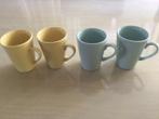 Just mugs made in England 2x geel/2x zeegroen in nieuwstaat, Nieuw, Ophalen of Verzenden, Overige stijlen, Kop(pen) en/of Schotel(s)
