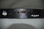 Alesis Versterker met flightcase  RA100    <230504>, Muziek en Instrumenten, Ophalen of Verzenden, Gebruikt