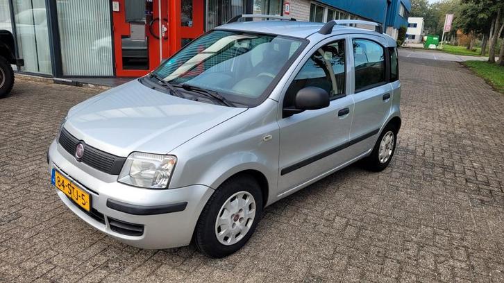 Fiat Panda 1.2 2011 Grijs nw apk nw uitlaat nw banden koopje, Auto's, Fiat, Bedrijf, Panda, ABS, Airbags, Boordcomputer, Centrale vergrendeling