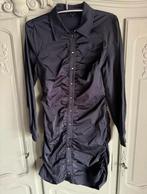+ Zo goed als nieuwe Nikkie zwarte jurk. Maat 42., Kleding | Dames, Zwart, Maat 42/44 (L), Ophalen of Verzenden, Zo goed als nieuw