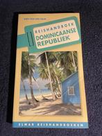 Boek: Dominicaanse Republiek – Rien van der Helm., Gelezen, Ophalen of Verzenden, Reisgids of -boek, Noord-Amerika