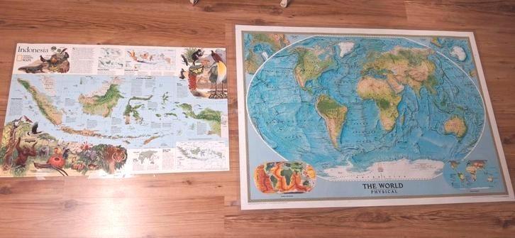Geplastificeerde wereldkaart en kaart Indo. Zo goed als nie, Boeken, Atlassen en Landkaarten, Zo goed als nieuw, Landkaart, Wereld
