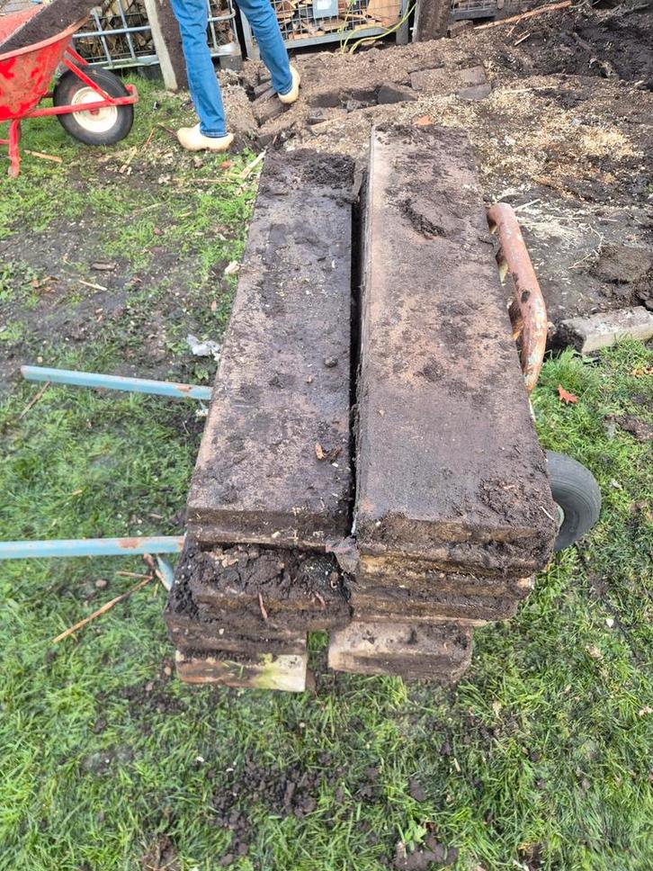 Opsluitbanden 10x20 cm - Gebruikt 12 stuks, Tuin en Terras, Palen, Balken en Planken, Gebruikt, Palen, Minder dan 180 cm, Ophalen