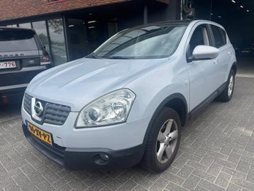 Nissan Qashqai 1.6 Acenta CLIMA PANO TREKHAAK PARKEERSENSORE beschikbaar voor biedingen