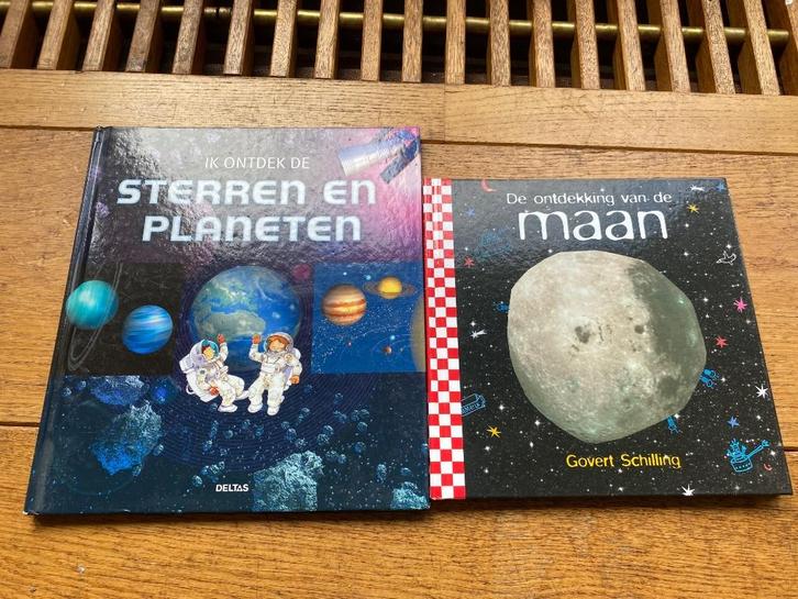 twee boeken over het heelal, Boeken, Kinderboeken | Jeugd | onder 10 jaar, Gelezen, Non-fictie, Ophalen of Verzenden