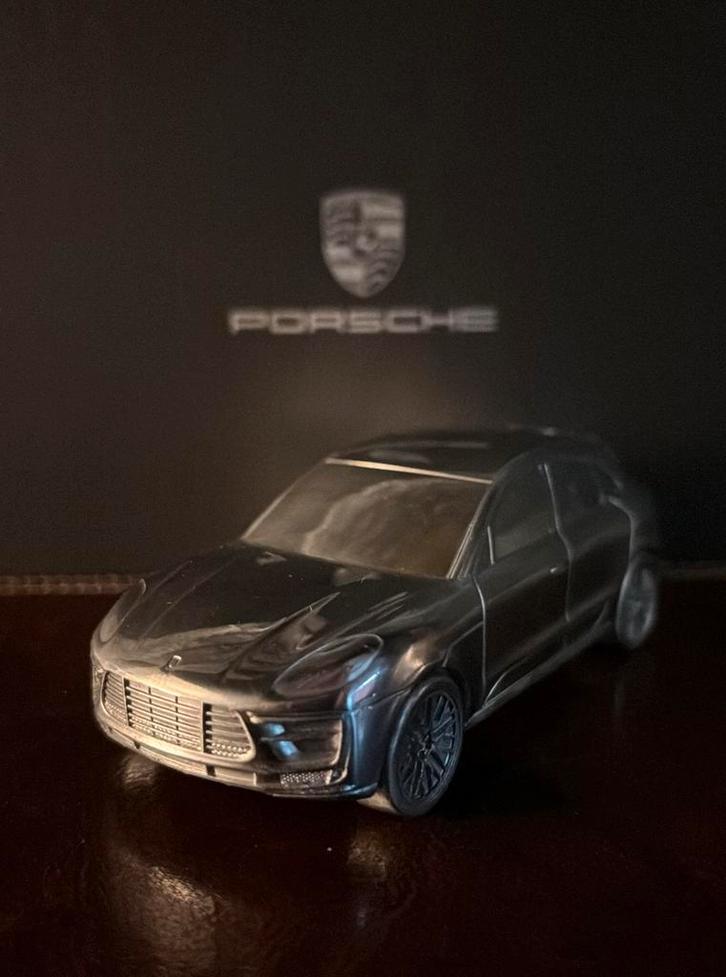 Macan Turbo - Porsche Model, Hobby en Vrije tijd, Modelauto's | 1:24, Zo goed als nieuw, Overige merken, Ophalen of Verzenden