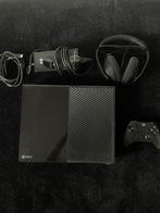 Xbox One 365 gb, Spelcomputers en Games, Spelcomputers | Xbox One, Ophalen of Verzenden, Gebruikt, Met 1 controller, Xbox One