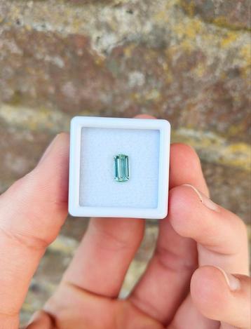 Toermalijn lichtgroen 1,365ct beschikbaar voor biedingen