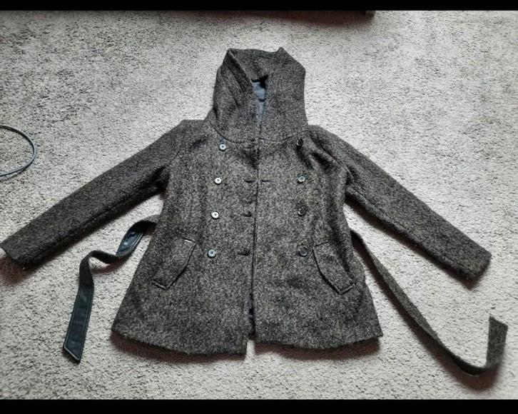 Super nette winterjas vero moda 40, Kleding | Dames, Jassen | Winter, Zo goed als nieuw, Maat 38/40 (M), Overige kleuren, Ophalen of Verzenden