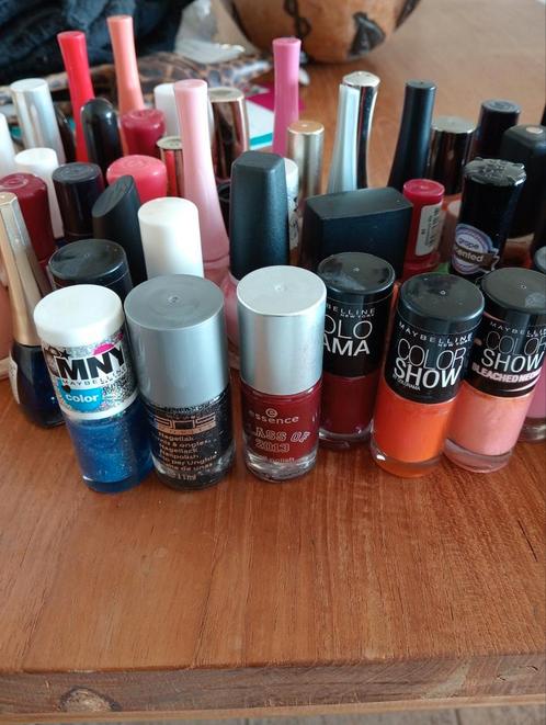 Groot pakket nagellak, Sieraden, Tassen en Uiterlijk, Uiterlijk | Cosmetica en Make-up, Zo goed als nieuw, Handen en Nagels, Overige kleuren