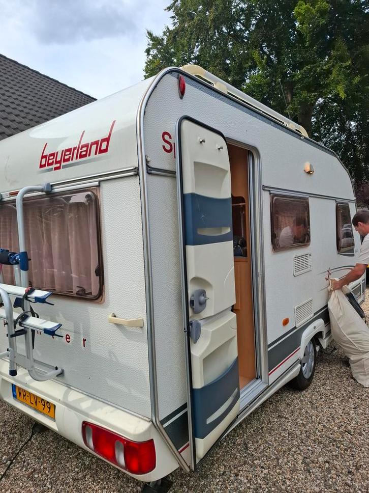 Beyerland caravan 443, Caravans en Kamperen, Caravans, Particulier, tot en met 4, Treinzit, Beyerland, Gascomfoor, Mover, Ophalen of Verzenden