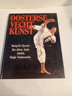 Oosterse Vechtkunst boek, Boeken, Ophalen of Verzenden, Zo goed als nieuw, Peter Lewis, Vechtsport