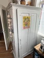 Witte vintage kast, Antiek en Kunst, Antiek | Meubels | Kasten, Ophalen
