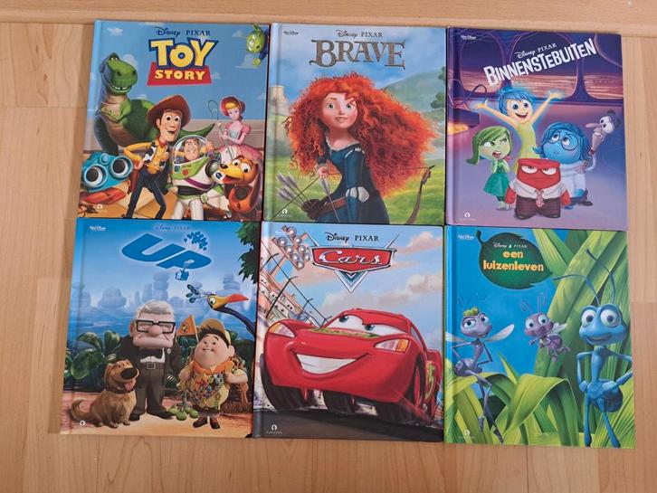 Disney Pixar Boeken Collectie, Boeken, Kinderboeken | Jeugd | onder 10 jaar, Zo goed als nieuw, Sprookjes, Ophalen of Verzenden