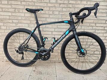 Bianchi Intenso full carbon racefiets. Disc. Carbon wielset  beschikbaar voor biedingen