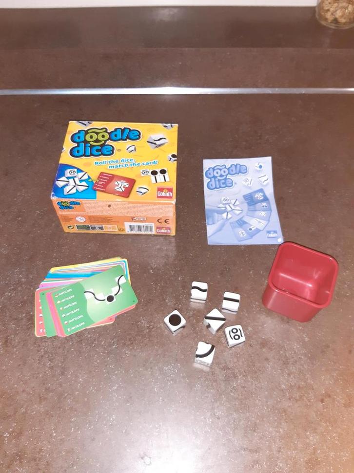 Doodle dice nieuwstaat, Hobby en Vrije tijd, Gezelschapsspellen | Overige, Zo goed als nieuw, Ophalen of Verzenden