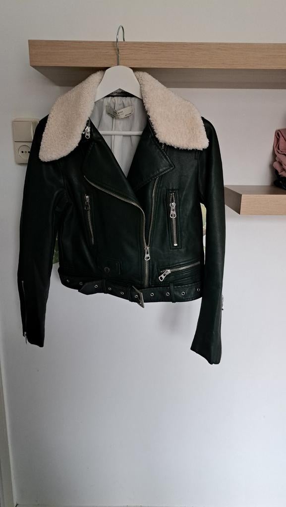 Groene jas  van zara, Kleding | Dames, Jasjes, Kostuums en Pakken, Zo goed als nieuw, Jasje, Maat 38/40 (M), Groen, Ophalen of Verzenden