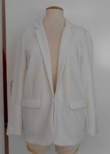 Stradivarius blazer roomwit mt L beschikbaar voor biedingen