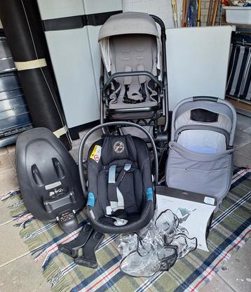 Complete 3 in 1 Mutsy Nio Kinderwagen incl Maxicosi.  beschikbaar voor biedingen