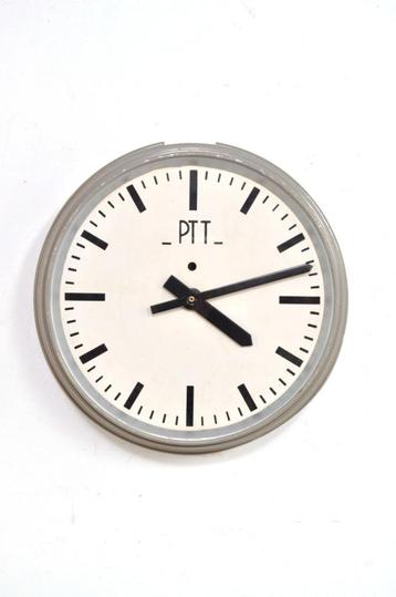 Vintage wandklok PTT klok 36 cm 1960 beschikbaar voor biedingen