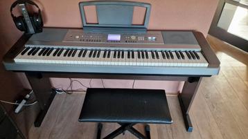 Yamaha DGX 640 digitale piano beschikbaar voor biedingen