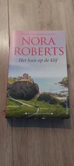 Het huis op de klif - Nora Roberts, Ophalen
