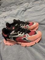 Lacoste Sneakers Roze Maat 39, Kleding | Dames, Ophalen of Verzenden, Gedragen, Roze, Sneakers of Gympen