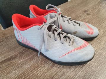 Nike Mercurial zaalschoen, maat 38 beschikbaar voor biedingen