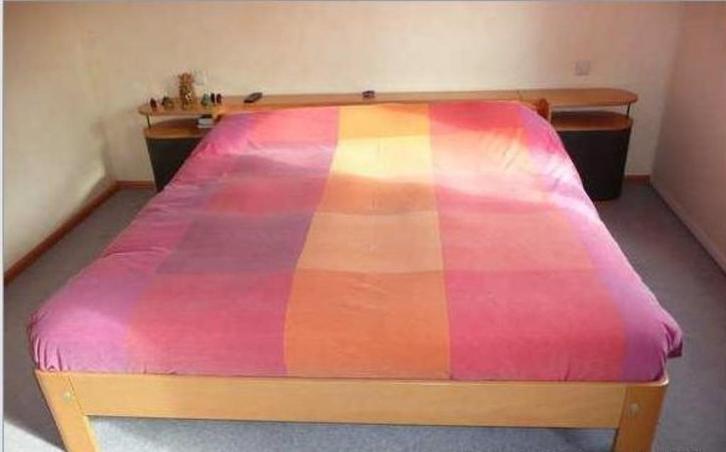auping auronde met achterwand hoog beuken bez. mogelijk, Huis en Inrichting, Slaapkamer | Bedden, Zo goed als nieuw, Tweepersoons
