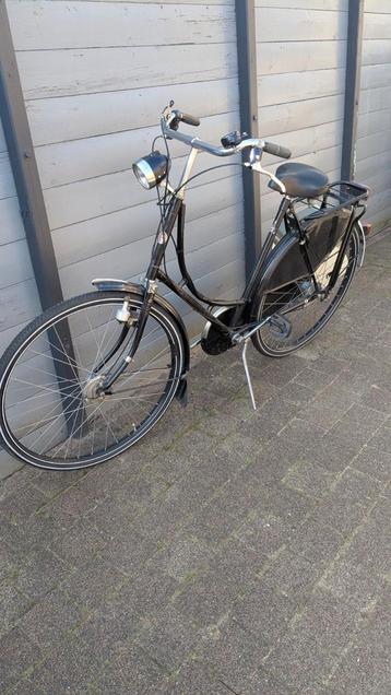 te koop Oma fiets  beschikbaar voor biedingen