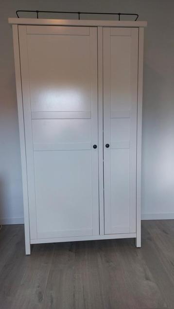 kledingkast (kinderkamer) beschikbaar voor biedingen