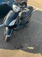 Piaggio fly 80cc 4t, Fietsen en Brommers, Scooters | Piaggio, Ophalen, Nieuw, Benzine, Fly