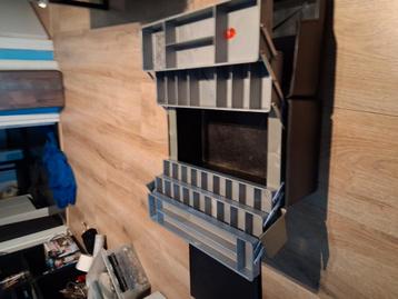 Mooie grote vis koffer   beschikbaar voor biedingen