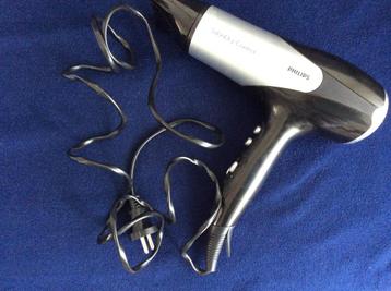 PHILIPS HAAR FÖHN. 2100 W. KLEUR ZWART beschikbaar voor biedingen
