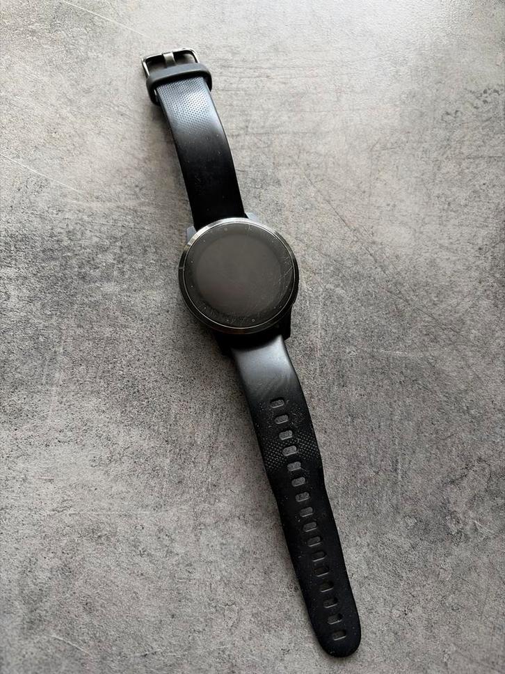 Garmin Vivoactive 4s - Sportieve Smartwatch, Sieraden, Tassen en Uiterlijk, Smartwatches, Gebruikt, Android, Zwart, Afstand, Waterdicht