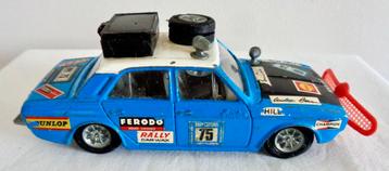 Set velgen en banden voor Corgi Hillman Hunter 302 beschikbaar voor biedingen