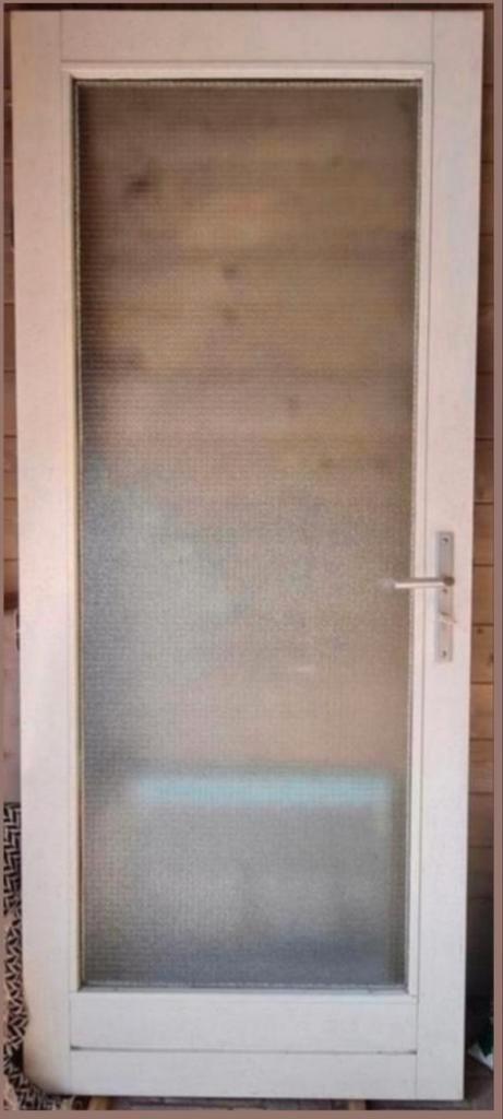 Goede hardhouten buitendeur met driepuntsluiting, Doe-het-zelf en Verbouw, Deuren en Horren, Zo goed als nieuw, Buitendeur, 200 tot 215 cm