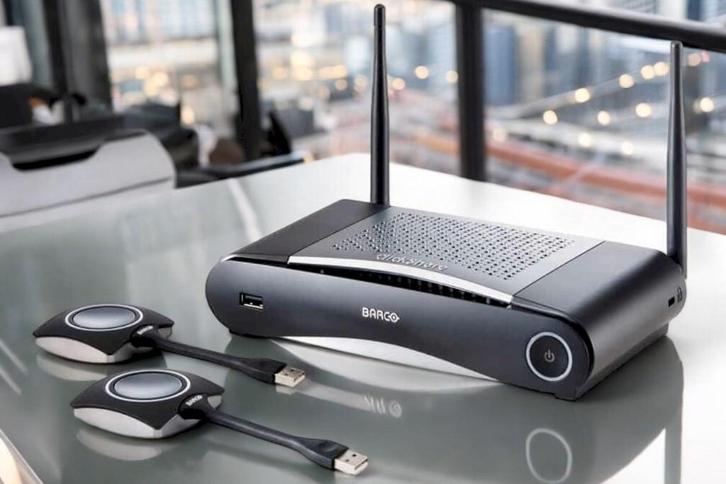 BARCO ClickShare CSE-200 R9861520EU incl 2x CLICKSHARE BUTT, Computers en Software, Presenters, Refurbished, Windows, Ophalen of Verzenden