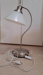 Kroby tafellamp van IKEA,  met wit melkglas, Huis en Inrichting, Lampen | Tafellampen, Ophalen