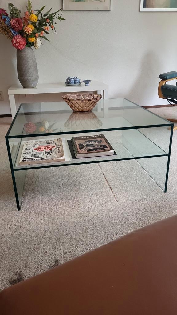 Milano glazen salontafel 80x80cm, Huis en Inrichting, Tafels | Sidetables, Zo goed als nieuw, 75 cm of meer, 50 tot 100 cm, Vierkant