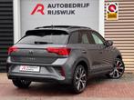 Volkswagen T-Roc 1.5 TSI R-Line Pano/IQ.Light/Keyless/Camera, 12 maanden, 1258 kg, 4 cilinders, Alcantara