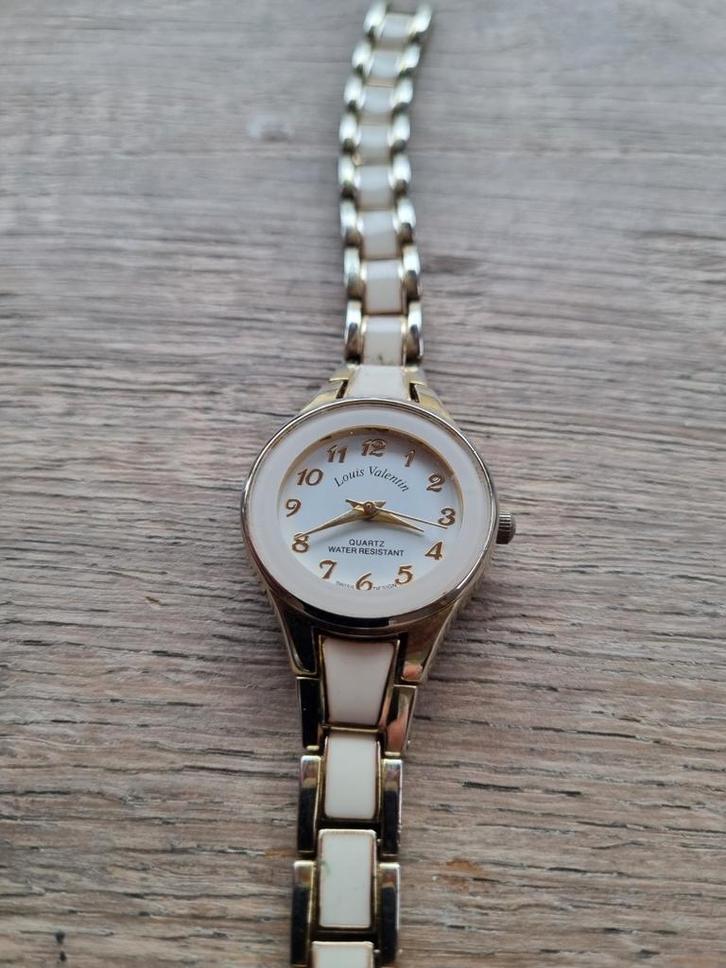 Elegant dameshorloge, Sieraden, Tassen en Uiterlijk, Horloges | Dames, Gebruikt, Polshorloge, Overige merken, Staal, Staal, Met strass