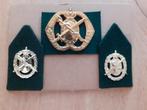 Baretembleem en kraagspiegels  : Geneeskundige Dienst, Verzamelen, Ophalen of Verzenden, Landmacht, Nederland, Embleem of Badge
