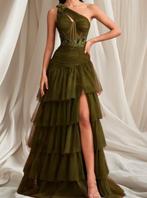One-shoulder olijfgroene Galajurk mt 36, Kleding | Dames, Gelegenheidskleding, Ophalen of Verzenden, Nieuw, Zwart, Galajurk