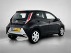 Toyota Aygo 1.0 VVT-i x-play | Airco | Camera |, 12 maanden, Stof, Gebruikt, 4 stoelen